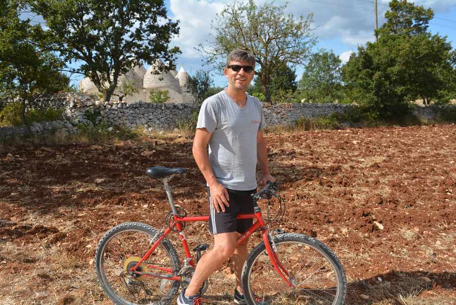 Italy apulia biking trullo countryside itria